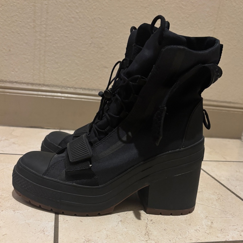 Converse Black Lace-Up Women's Boots - Picture 4 of 9